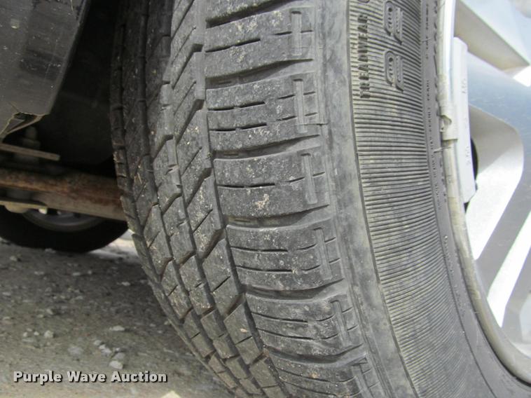 image for item J2564 2006 Pontiac Grand Prix GT