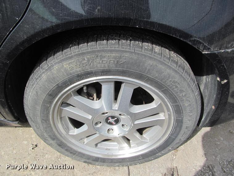 image for item J2564 2006 Pontiac Grand Prix GT