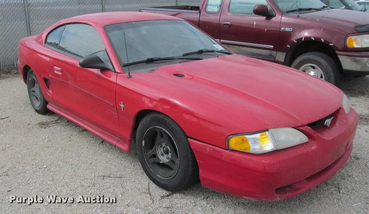 image for item J2568 1997 Ford Mustang