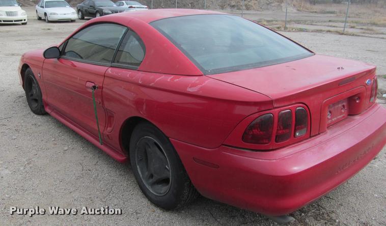 image for item J2568 1997 Ford Mustang