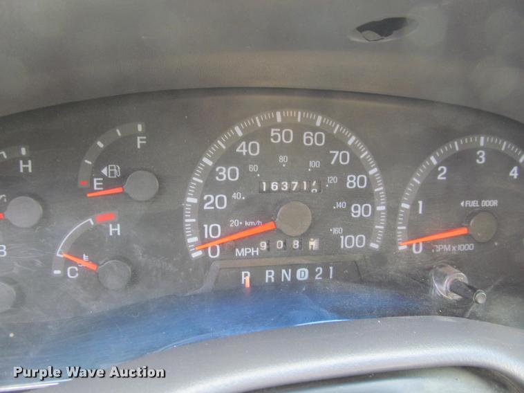 image for item J2569 1997 Ford F150 SuperCab pickup truck