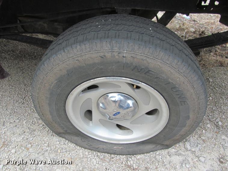 image for item J2569 1997 Ford F150 SuperCab pickup truck