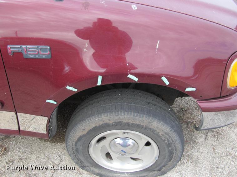 image for item J2569 1997 Ford F150 SuperCab pickup truck