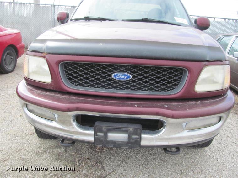 image for item J2569 1997 Ford F150 SuperCab pickup truck