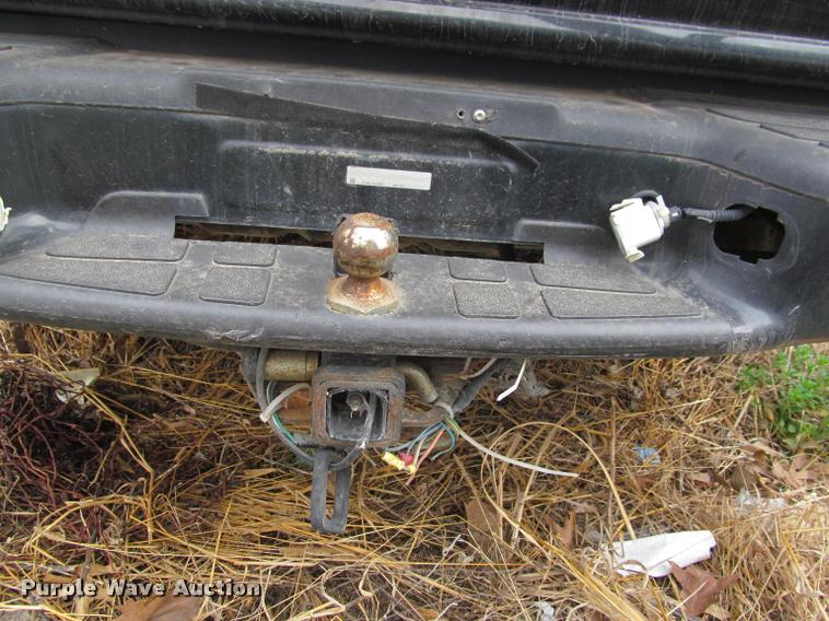 image for item J2571 2002 Chevrolet Blazer ZR-2 SUV