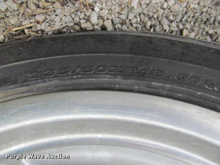 image for item J2572 2001 BMW 740iL