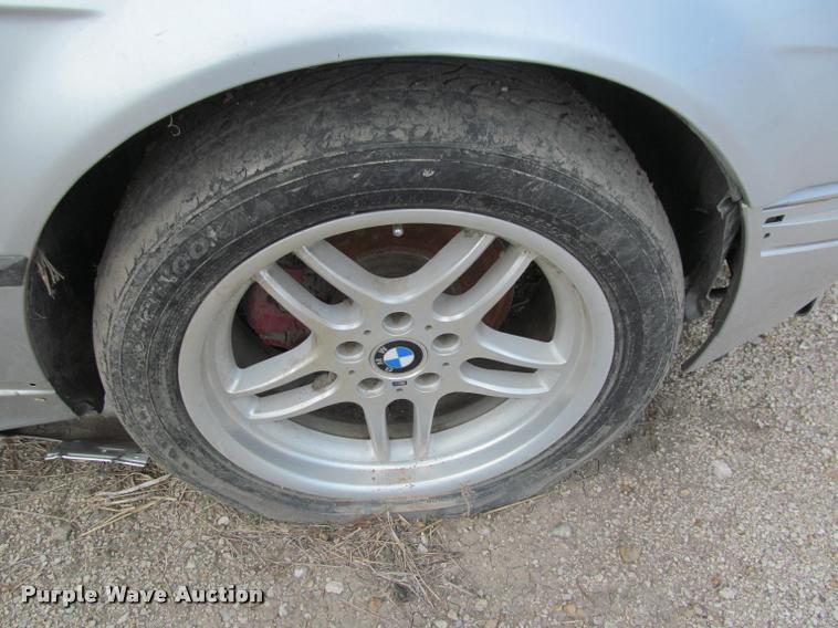 image for item J2572 2001 BMW 740iL