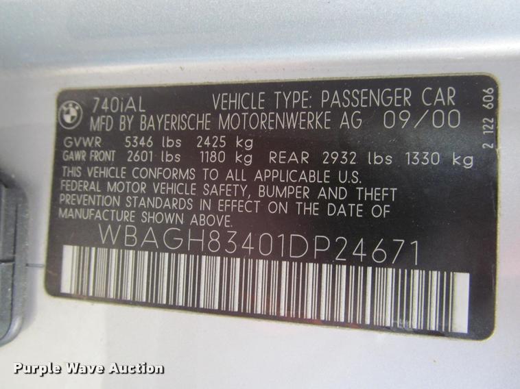 image for item J2572 2001 BMW 740iL