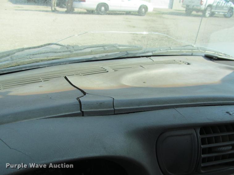 image for item J2574 1999 Chevrolet Blazer SUV