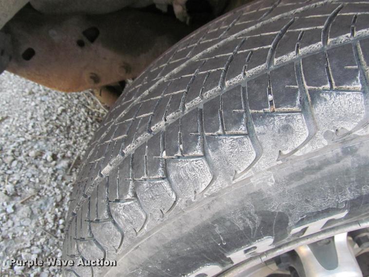 image for item J2574 1999 Chevrolet Blazer SUV