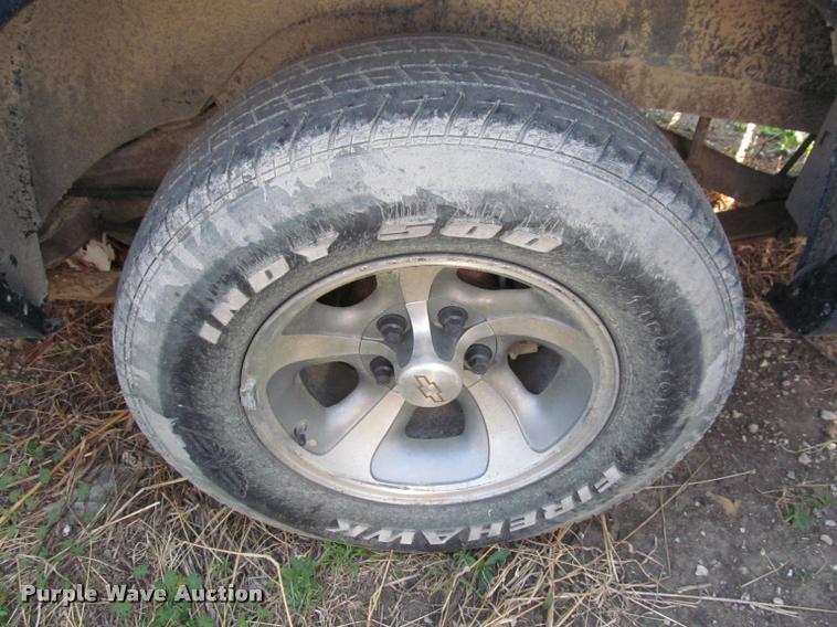 image for item J2574 1999 Chevrolet Blazer SUV