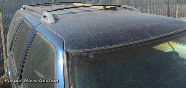 image for item J2574 1999 Chevrolet Blazer SUV