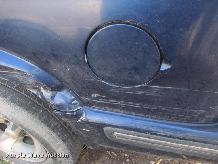 image for item J2574 1999 Chevrolet Blazer SUV