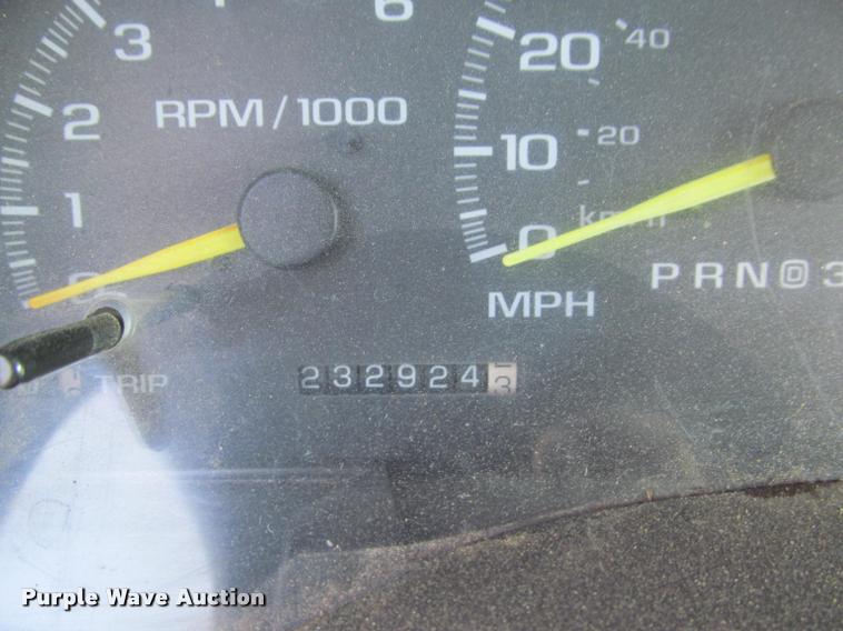 image for item J2576 1998 Chevrolet 1500 Ext. Cab pickup truck