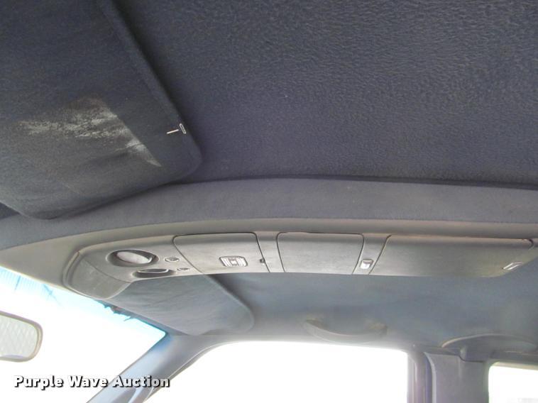 image for item J2576 1998 Chevrolet 1500 Ext. Cab pickup truck