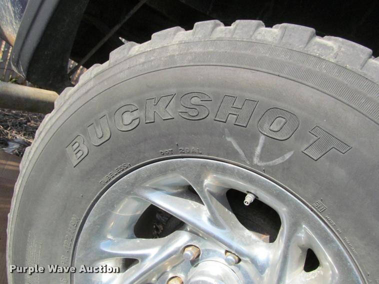 image for item J2576 1998 Chevrolet 1500 Ext. Cab pickup truck