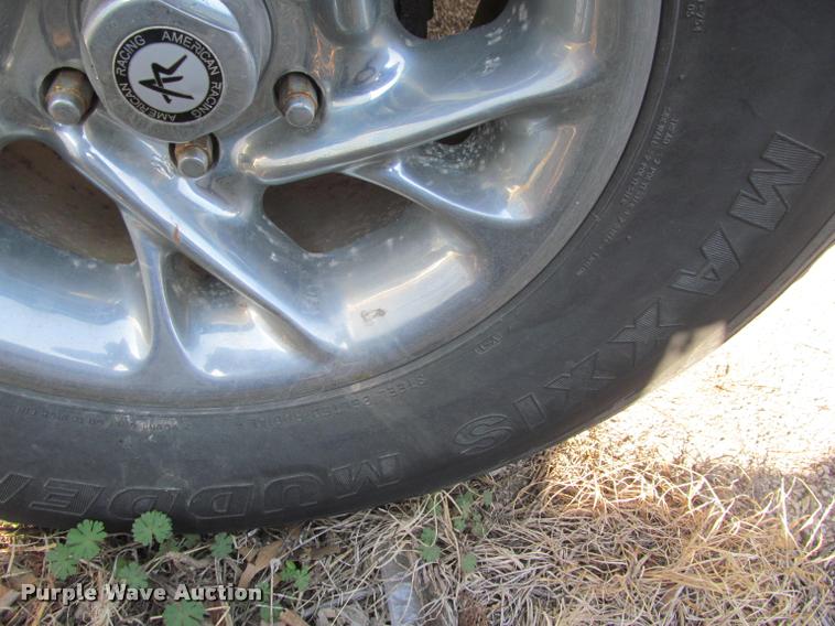 image for item J2576 1998 Chevrolet 1500 Ext. Cab pickup truck