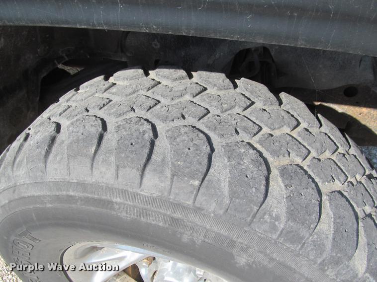 image for item J2576 1998 Chevrolet 1500 Ext. Cab pickup truck