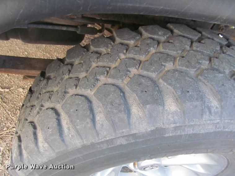 image for item J2576 1998 Chevrolet 1500 Ext. Cab pickup truck