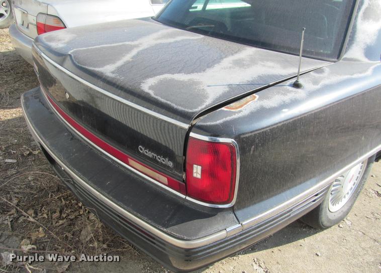 image for item J2578 1995 Oldsmobile Ninety Eight