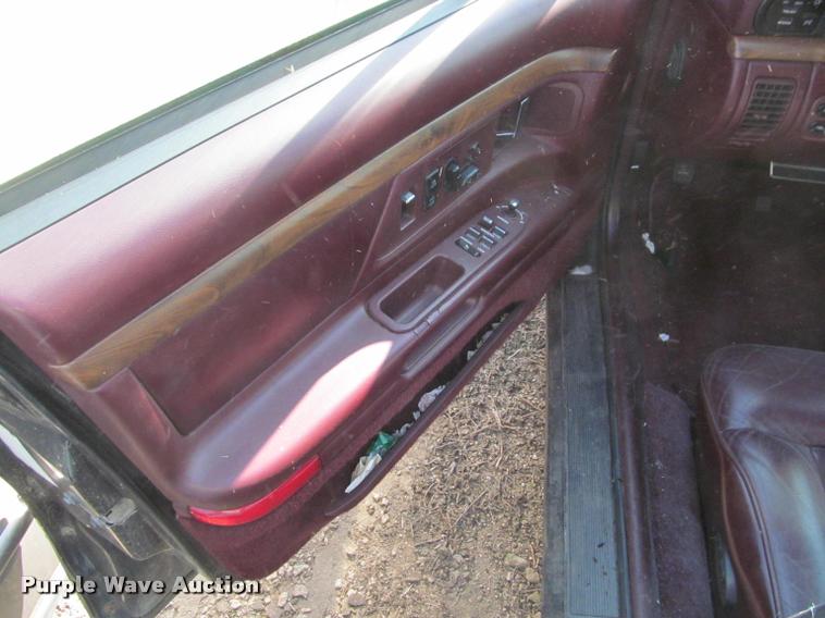 image for item J2578 1995 Oldsmobile Ninety Eight