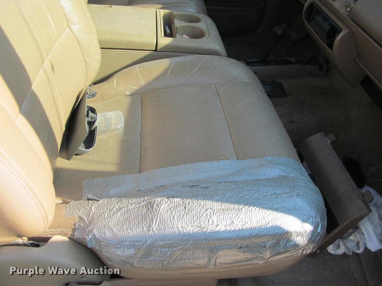 image for item J2580 1994 Chevrolet 1500 Ext. Cab pickup truck