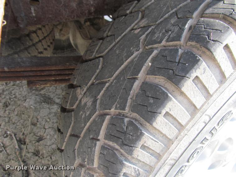 image for item J2580 1994 Chevrolet 1500 Ext. Cab pickup truck