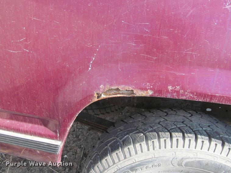 image for item J2580 1994 Chevrolet 1500 Ext. Cab pickup truck