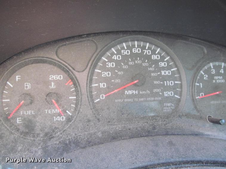 image for item J2582 2002 Chevrolet Monte Carlo