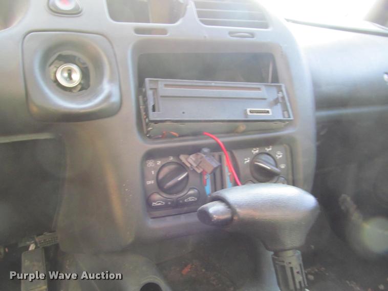 image for item J2582 2002 Chevrolet Monte Carlo