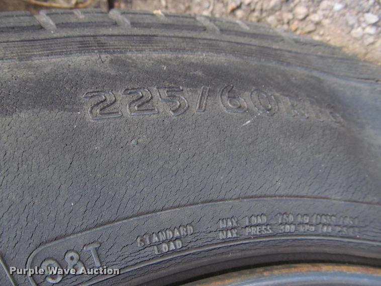 image for item J2582 2002 Chevrolet Monte Carlo