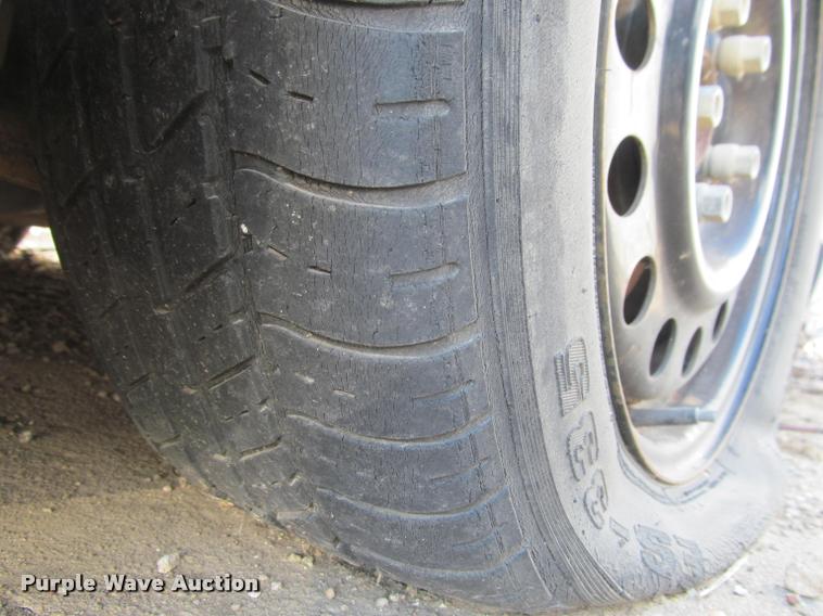 image for item J2582 2002 Chevrolet Monte Carlo