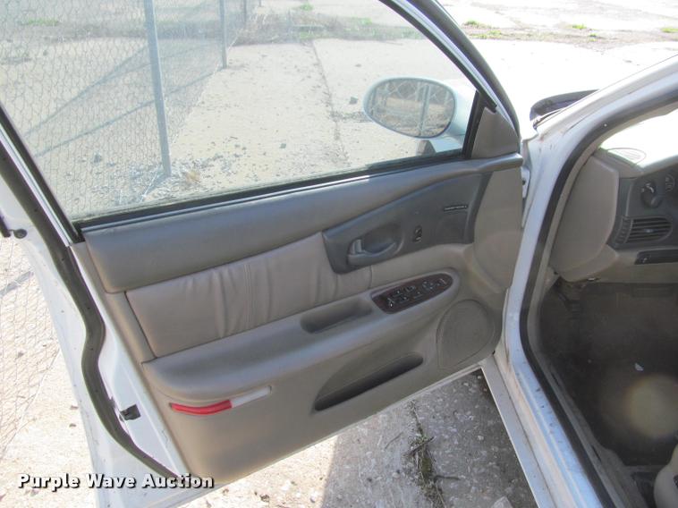 image for item J2583 1998 Buick Regal