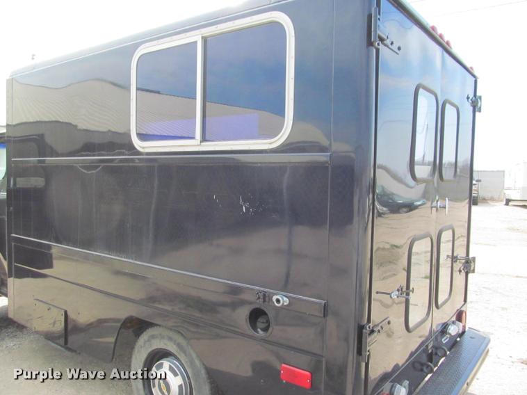 image for item J2584 1988 Chevrolet G30 box truck