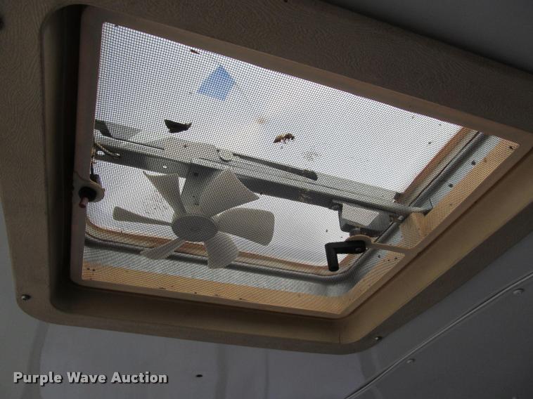 image for item J2584 1988 Chevrolet G30 box truck