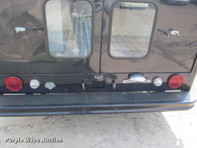 image for item J2584 1988 Chevrolet G30 box truck