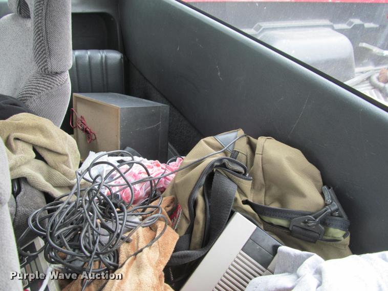 image for item J2585 1995 Chevrolet S10 pickup truck