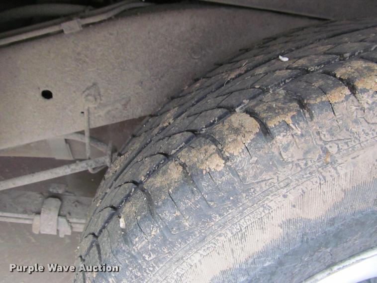 image for item J2585 1995 Chevrolet S10 pickup truck