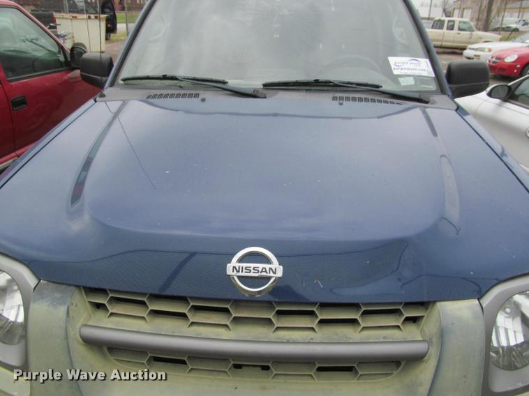 image for item J2586 2002 Nissan Exterra SE SUV