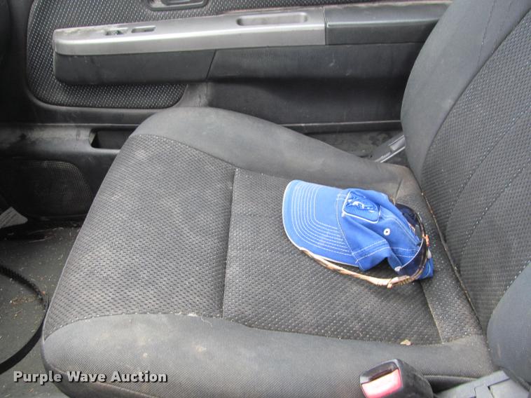 image for item J2586 2002 Nissan Exterra SE SUV