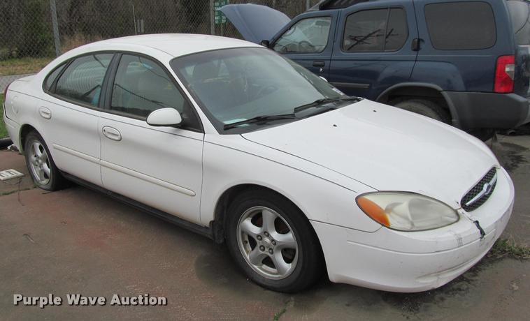 image for item J2587 2002 Ford Taurus SES