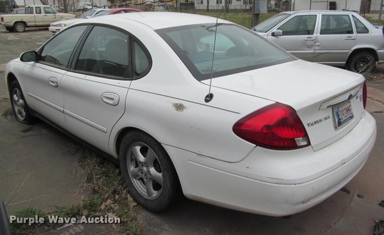 image for item J2587 2002 Ford Taurus SES