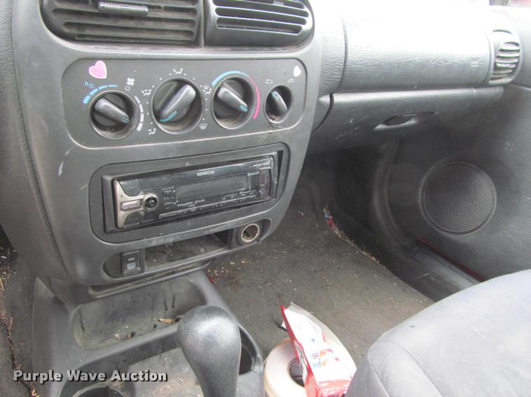 image for item J2588 2003 Dodge Neon