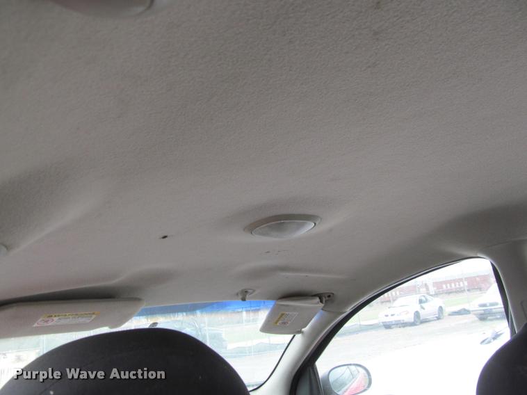 image for item J2588 2003 Dodge Neon