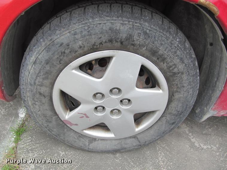 image for item J2588 2003 Dodge Neon