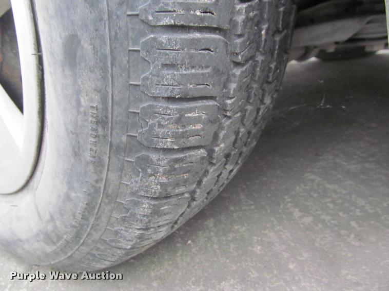 image for item J2588 2003 Dodge Neon