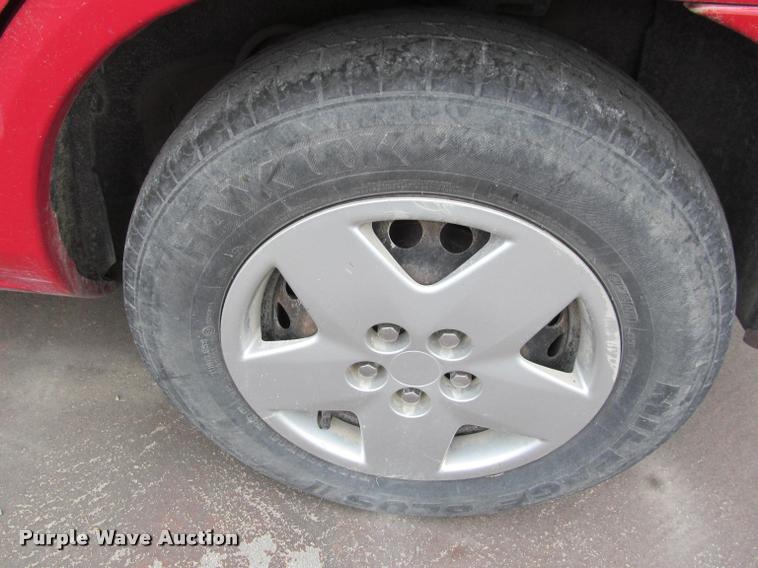 image for item J2588 2003 Dodge Neon