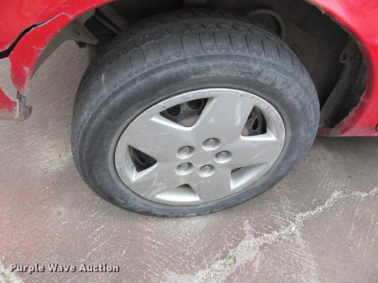 image for item J2588 2003 Dodge Neon