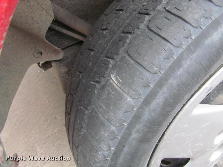 image for item J2588 2003 Dodge Neon