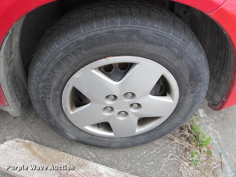 image for item J2588 2003 Dodge Neon